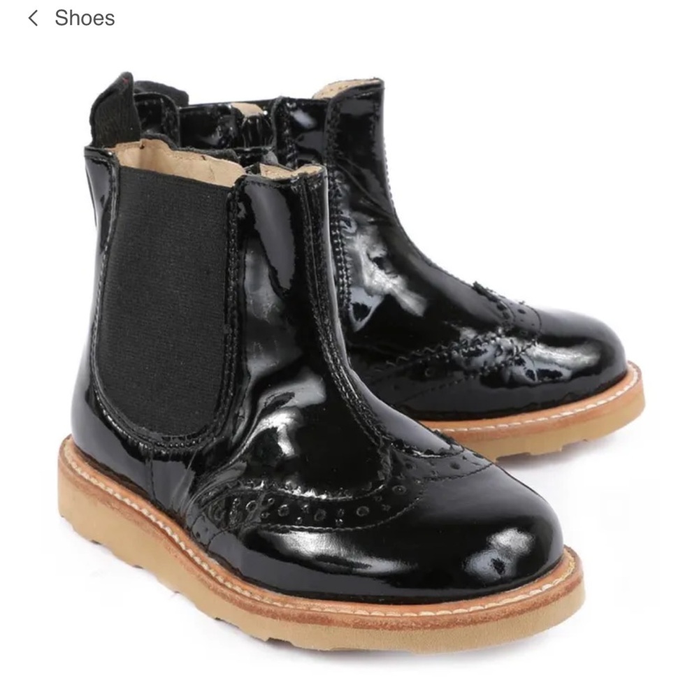 Kids young soles Black Patent Leather zip Boots size 23